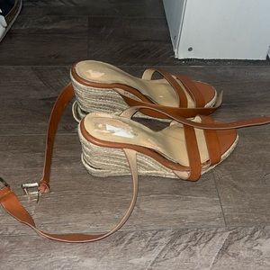 women’s sandals with heels